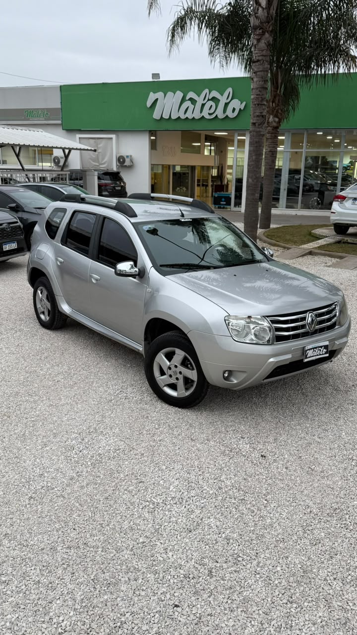 RENAULT - DUSTER LUXE 2.0 4X2 NAV.  CON GNC - MANUAL  - 2014